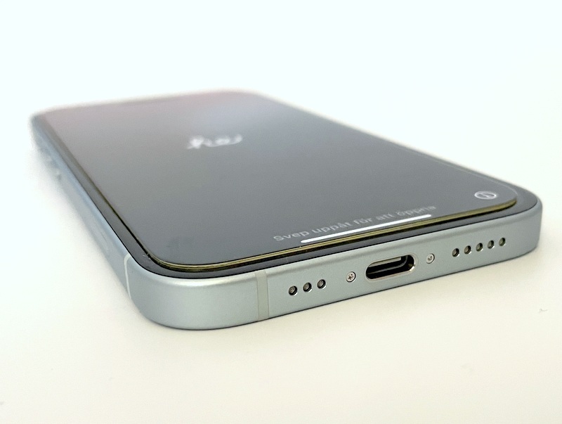 Apple iPhone 15 128GB ブルー 中古美品 箱付 初期化済み アク Apple iPhone 15 128GB ブルー 中古美品 箱付 初期化済み アク