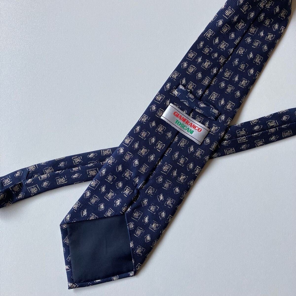 ネクタイ Gianfranco Toscani 絹　ネイビー　美品　ビジネス　即決_画像7