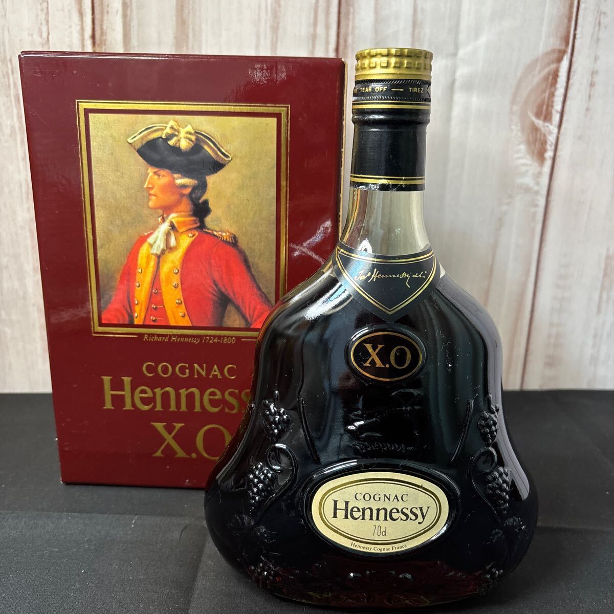 【未開栓・箱付き】Hennessy XO ヘネシー X.O コニャック 700ml 古酒 ブランデー