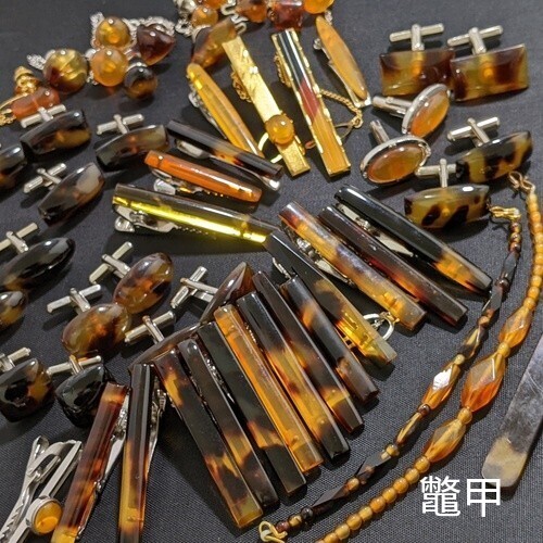 アクセサリー大量まとめセット ネックレスペンダント 指輪 珊瑚 アクセサリー大量まとめセット ネックレスペンダント 指輪 珊瑚