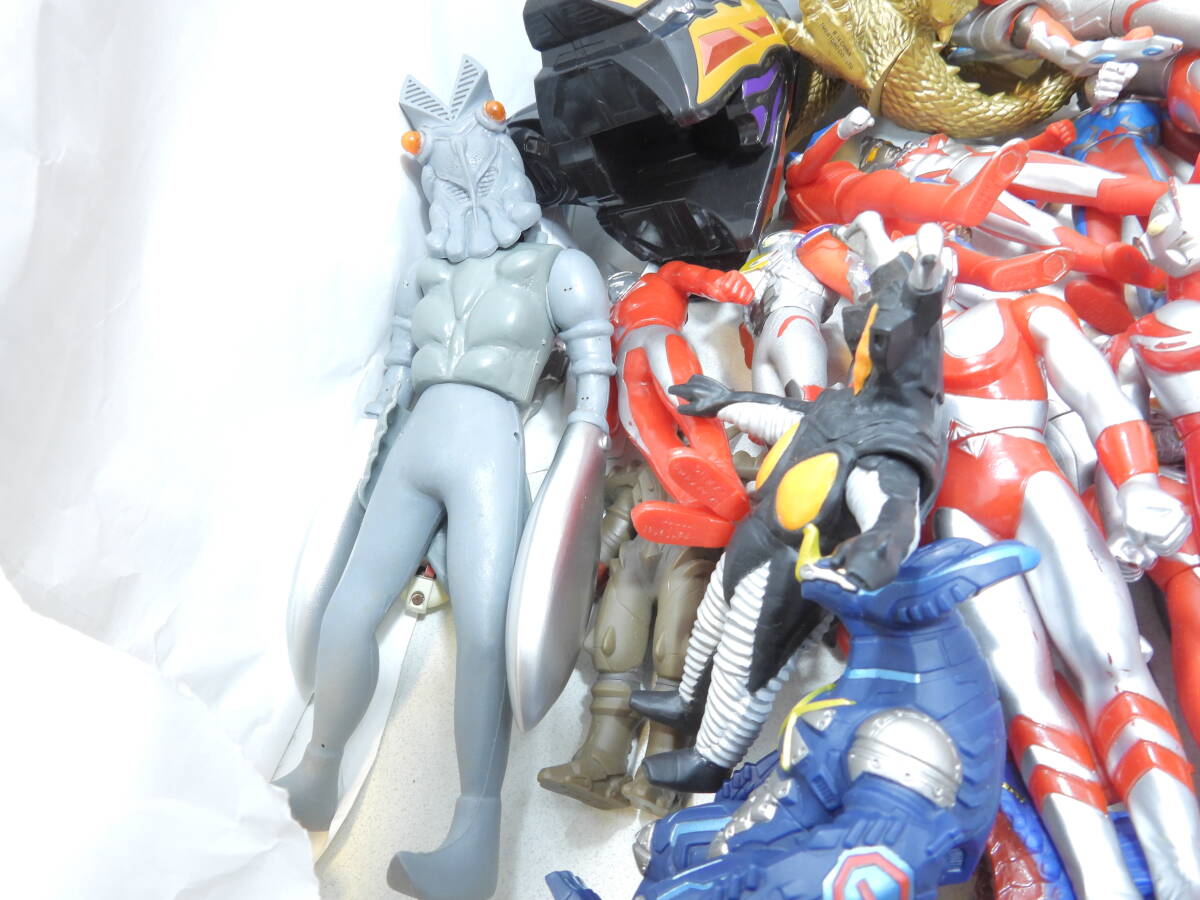 ウルトラマン 100体以上 怪獣 フィギュア ソフビ 大量セット ウルトラマン 100体以上 怪獣 フィギュア ソフビ 大量セット
