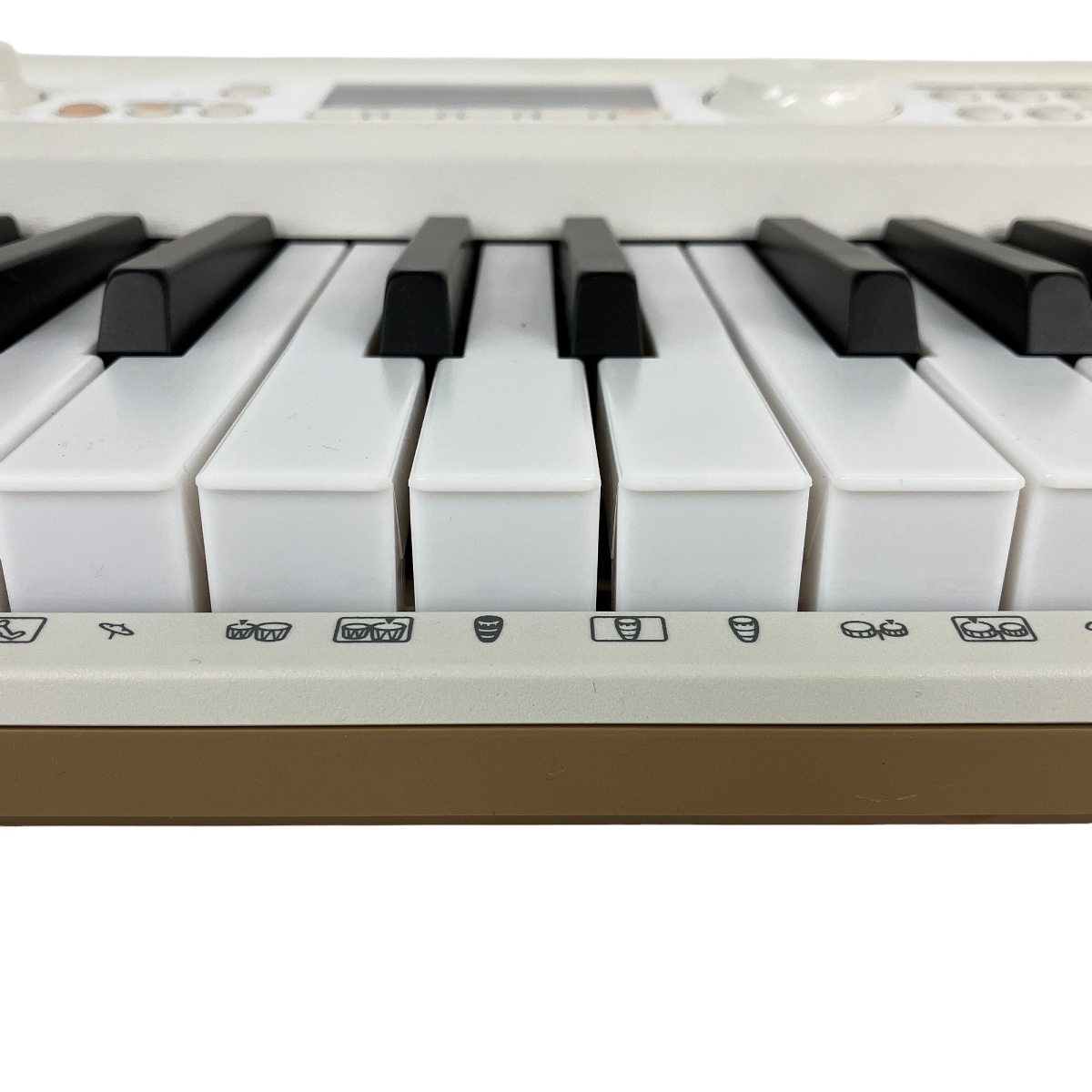 CASIO LK-526 デジタル キーボード 61鍵 2022年製 付属品付き CASIO LK-526 デジタル キーボード 61鍵 2022年製 付属品付き