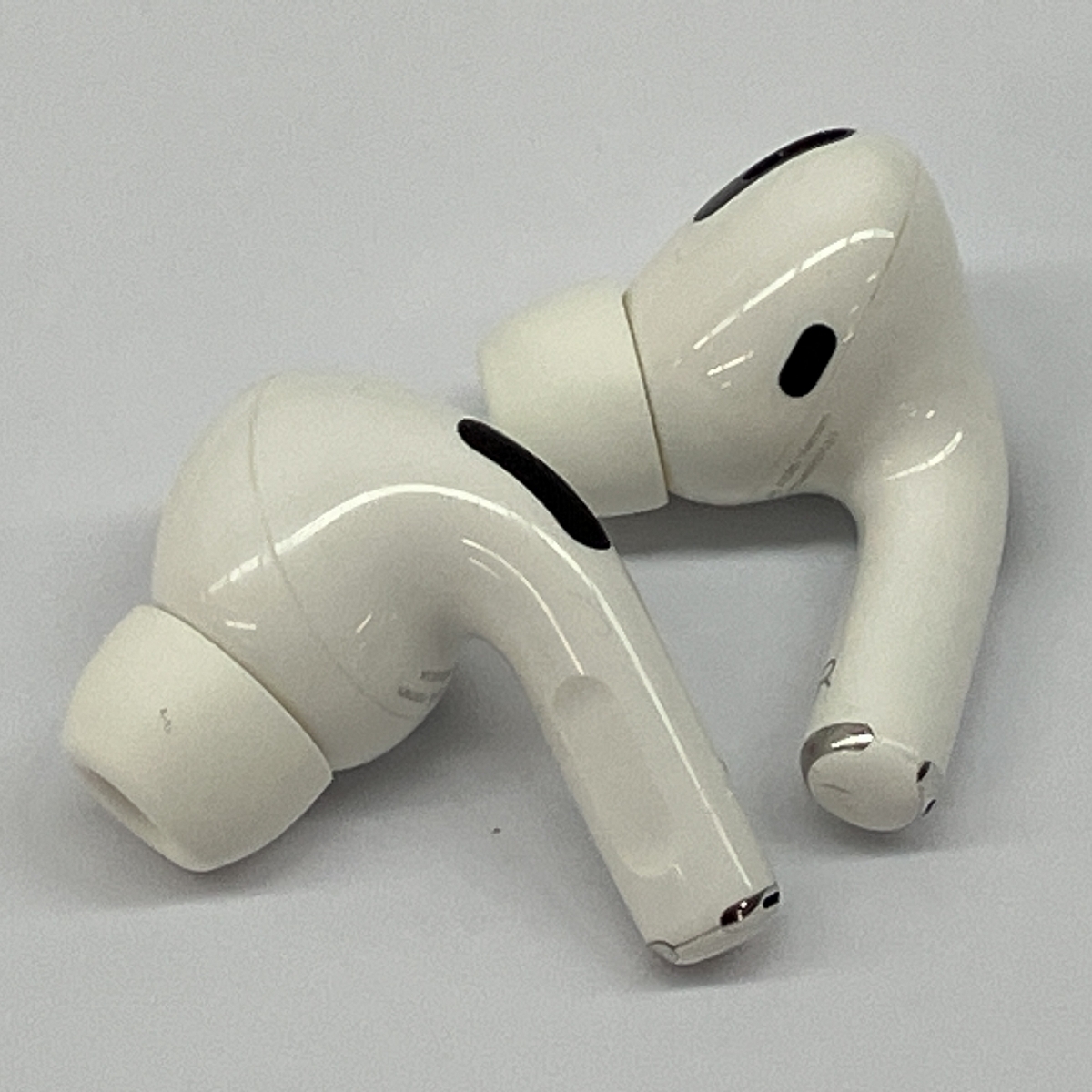 Apple AirPods Pro MLWK3J/A 第1世代 ワイヤレス イヤホン Apple AirPods Pro MLWK3J/A 第1世代 ワイヤレス イヤホン