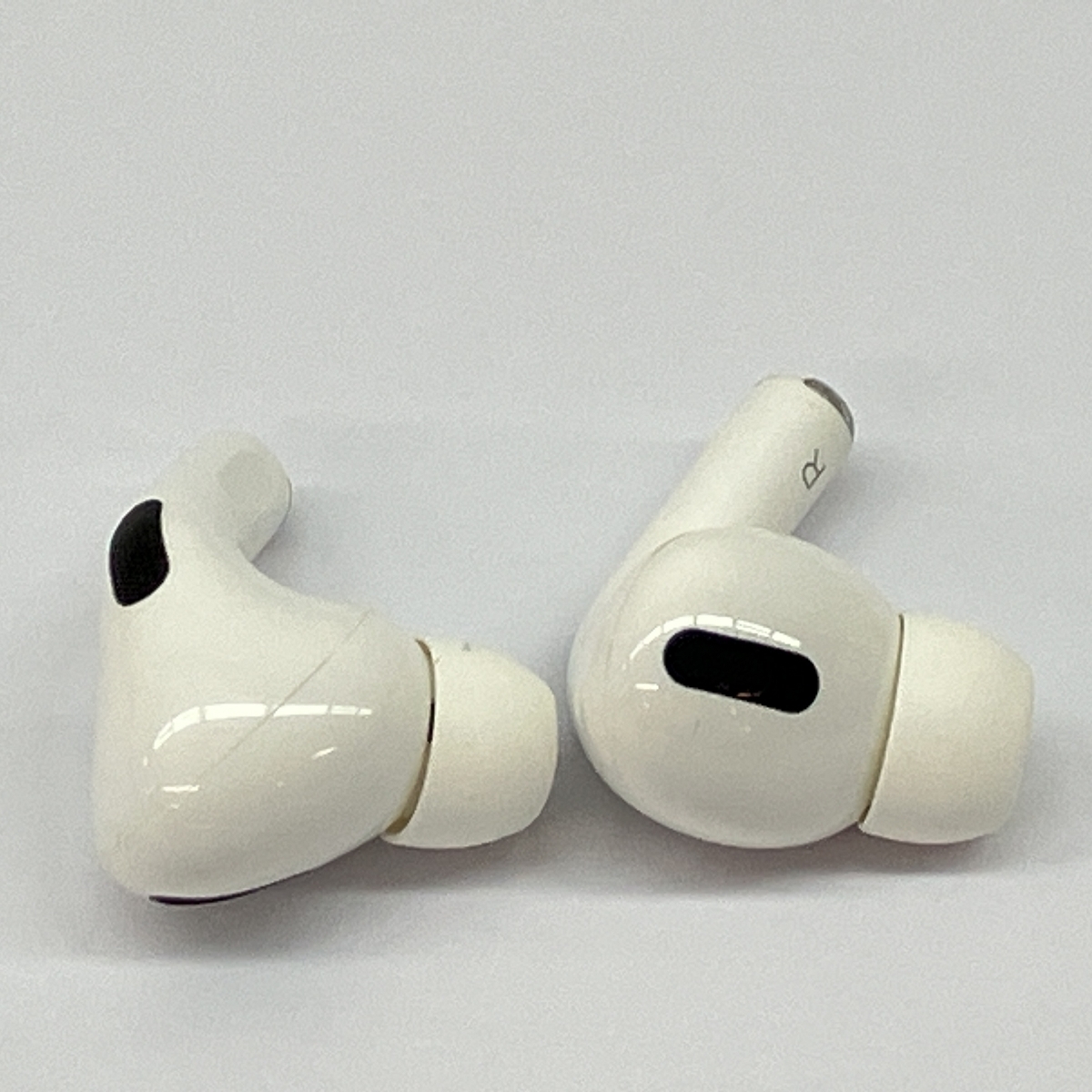 Apple AirPods Pro MLWK3J/A 第1世代 ワイヤレス イヤホン Apple AirPods Pro MLWK3J/A 第1世代 ワイヤレス イヤホン