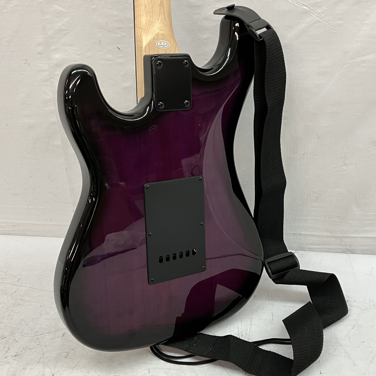 SELDER ST-16 ストラト エレキギター 初心者セット ブラック SELDER ST-16 ストラト エレキギター 初心者セット ブラック