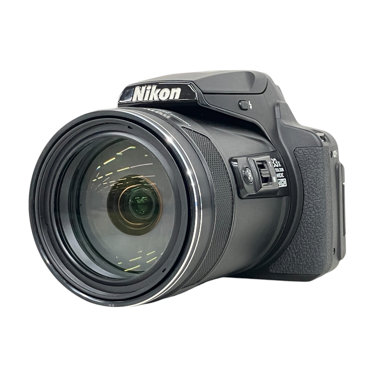 Nikon COOLPIX P900 83X WIDE OPTICAL ZOOM ED VR 4.3-357mm F2 Nikon COOLPIX P900 83X WIDE OPTICAL ZOOM ED VR 4.3-357mm F2