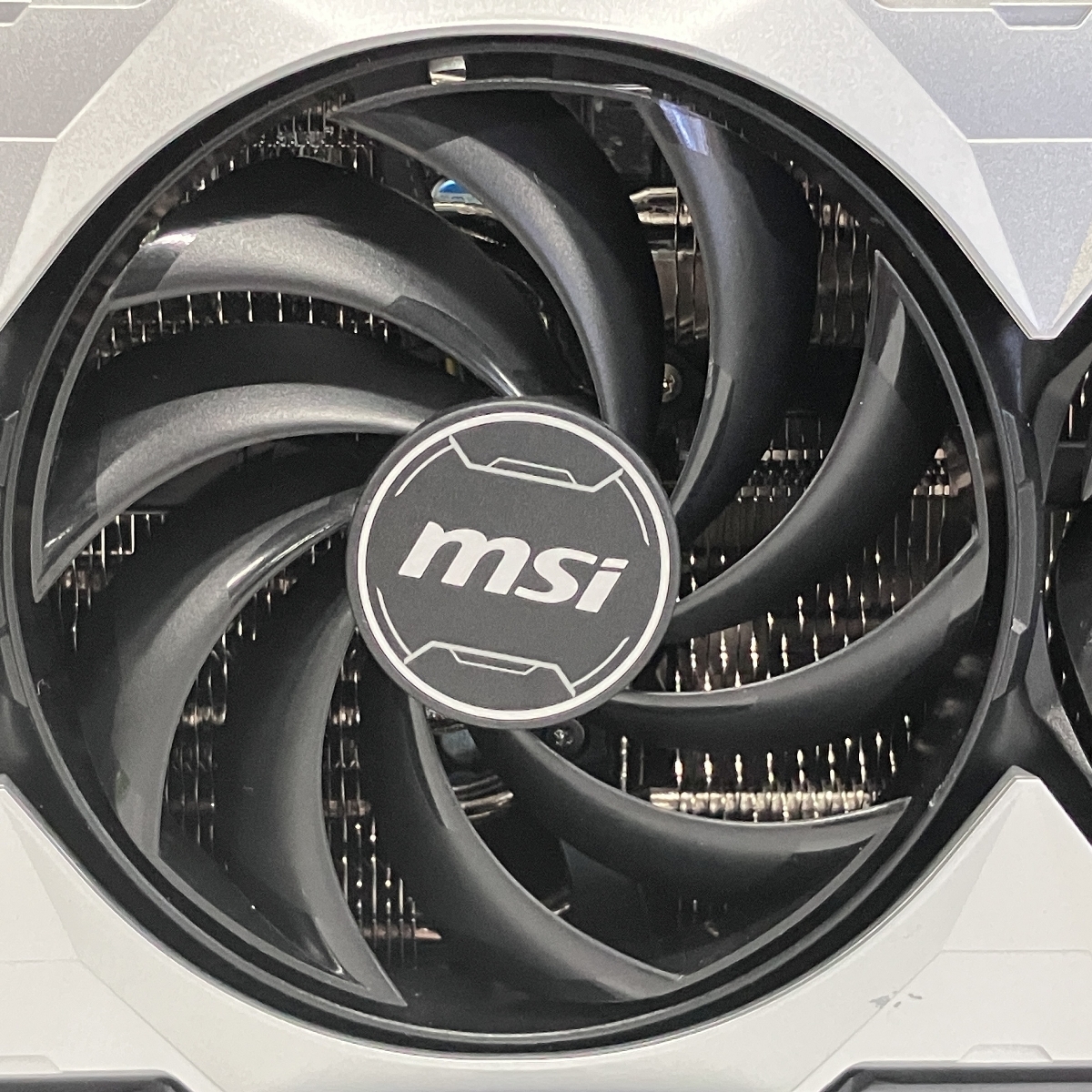 MSI GeForce RTX4090 VENTUS 3X E 24G OC グラフィックボード MSI GeForce RTX4090 VENTUS 3X E 24G OC グラフィックボード