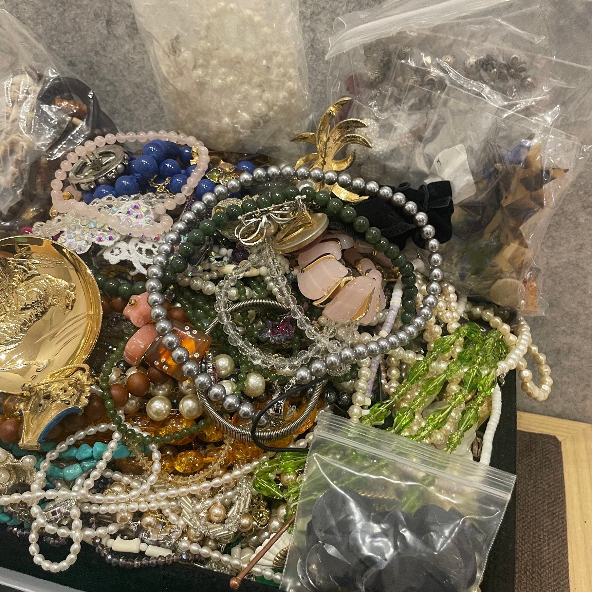 イミテーション アクセサリー シルバー含む 総重量 約5.6kg 大量 イミテーション アクセサリー シルバー含む 総重量 約5.6kg 大量