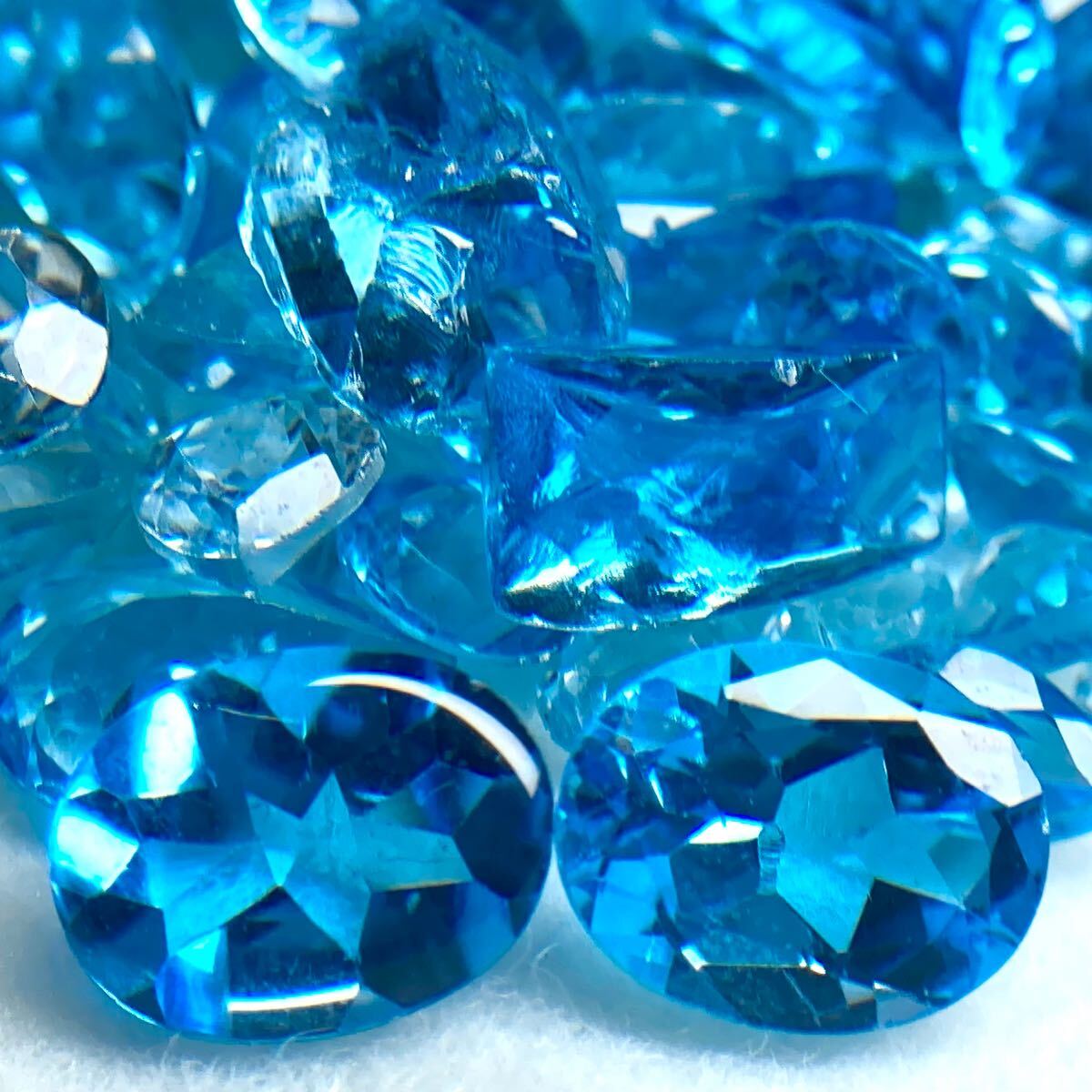 1円〜!!小粒!!〔天然ブルートパーズおまとめ112ct〕a 約22.4g 1円〜!!小粒!!〔天然ブルートパーズおまとめ112ct〕a 約22.4g