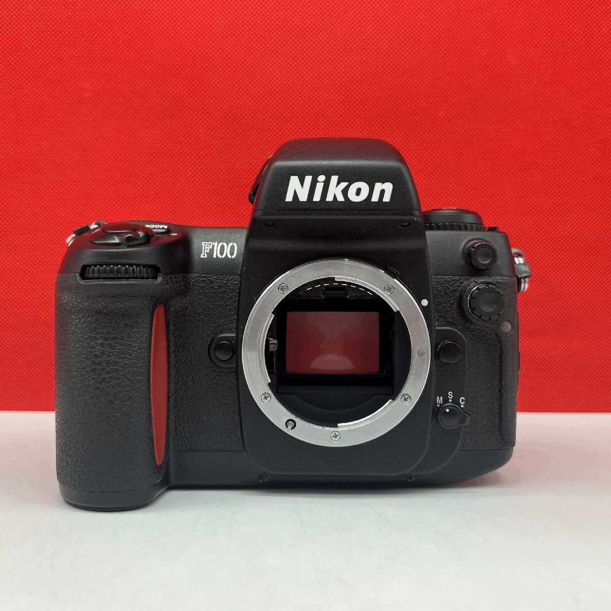 ♪04 Nikon F100 一眼レフカメラ フィルムカメラ ボディ AF動作 ♪04 Nikon F100 一眼レフカメラ フィルムカメラ ボディ AF動作