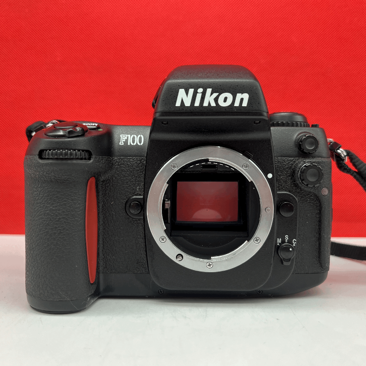 ♪65 Nikon F100 一眼レフカメラ フィルムカメラ AF動作確認済 ♪65 Nikon F100 一眼レフカメラ フィルムカメラ AF動作確認済