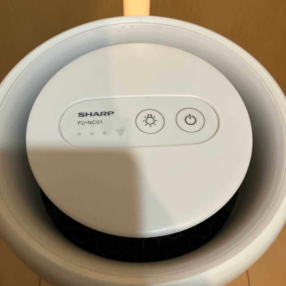 SHARP プラズマクラスター 空気清浄機 ホワイト FU-NC01-W 6畳 SHARP プラズマクラスター 空気清浄機 ホワイト FU-NC01-W 6畳