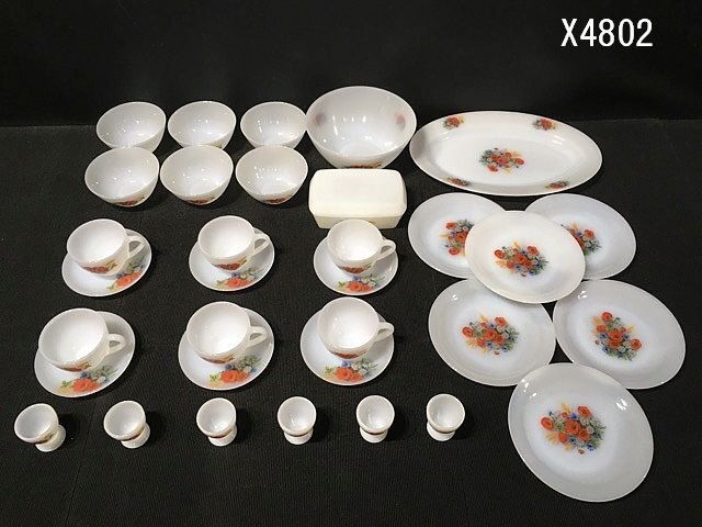 X4802M arcopal アルコパル フランス製 花柄 ブーケ模様 乳白色 X4802M arcopal アルコパル フランス製 花柄 ブーケ模様 乳白色