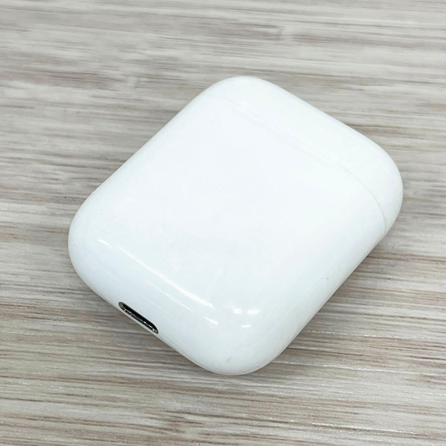 ジャンク品 Apple アップル AirPods エアーポッズ 第1世代 ジャンク品 Apple アップル AirPods エアーポッズ 第1世代