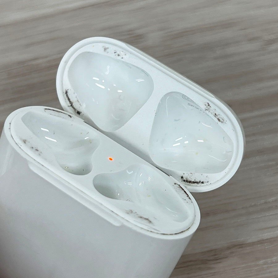 ジャンク品 Apple アップル AirPods エアーポッズ 第1世代 ジャンク品 Apple アップル AirPods エアーポッズ 第1世代
