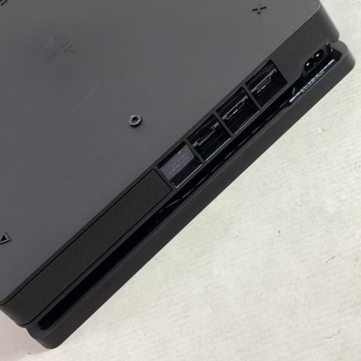 04wy9054△【1円~】SONY PlayStation4 CUH-2000B 1TB JetBlack 04wy9054△【1円~】SONY PlayStation4 CUH-2000B 1TB JetBlack