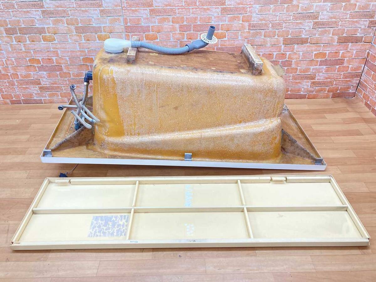中古・訳あり】☆浴槽ふた・水栓蛇口付き☆ 材質FRP製 浴槽 お 中古・訳あり】☆浴槽ふた・水栓蛇口付き☆ 材質FRP製 浴槽 お