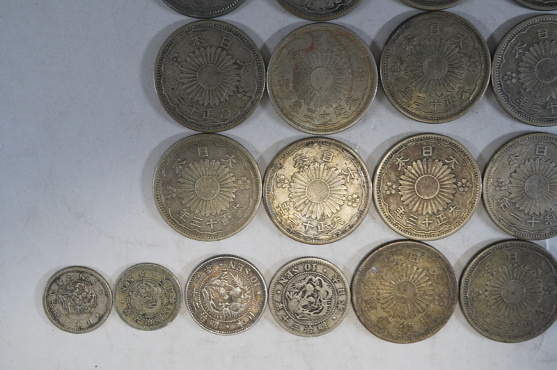 1円~【f752】日本 銀貨 まとめ 総重量:約109.48g 旭日50銭 小型 1円~【f752】日本 銀貨 まとめ 総重量:約109.48g 旭日50銭 小型
