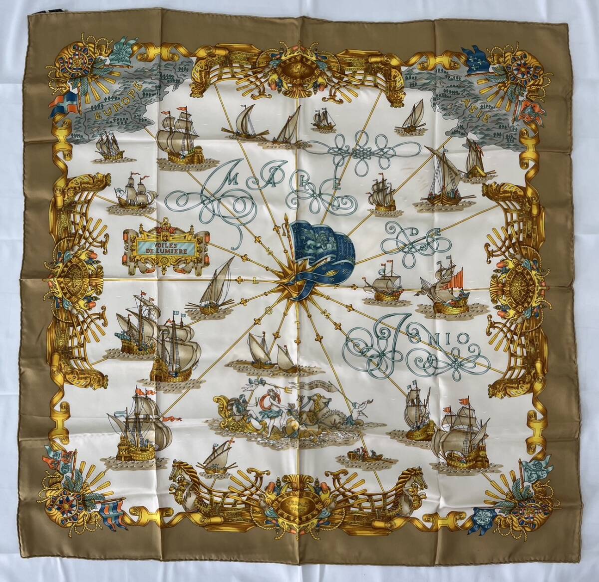 エルメス カレ90 VOILES DE LUMIERE 光の帆船 シルク スカーフ