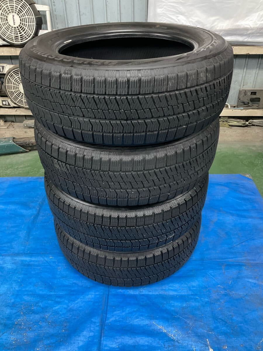 ブリヂストン ブリザック VRX2 215/60R17 2021年式 スタッドレス ブリヂストン ブリザック VRX2 215/60R17 2021年式 スタッドレス
