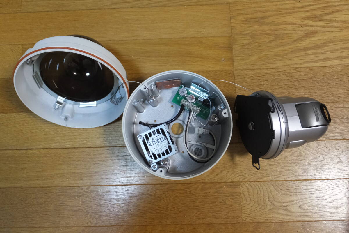 ネットワークカメラ　パナソニック　BB-HCM 581　ヒーター付き　防水　ドームカバー