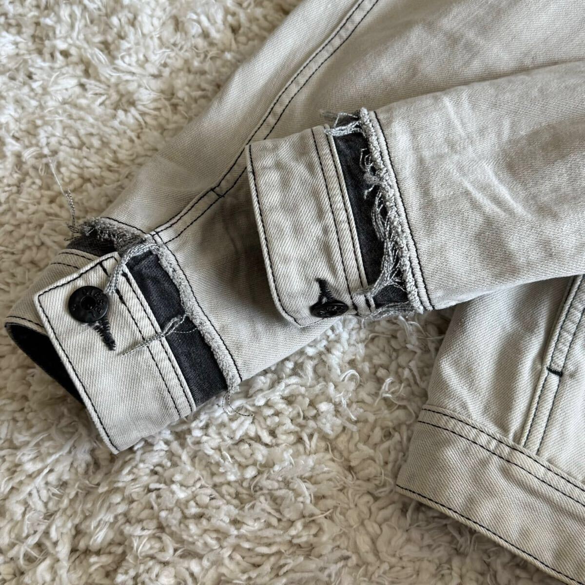 極美品○DIESEL ディーゼル『ヴィンテージ感抜群!』ダメージ 極美品○DIESEL ディーゼル『ヴィンテージ感抜群!』ダメージ