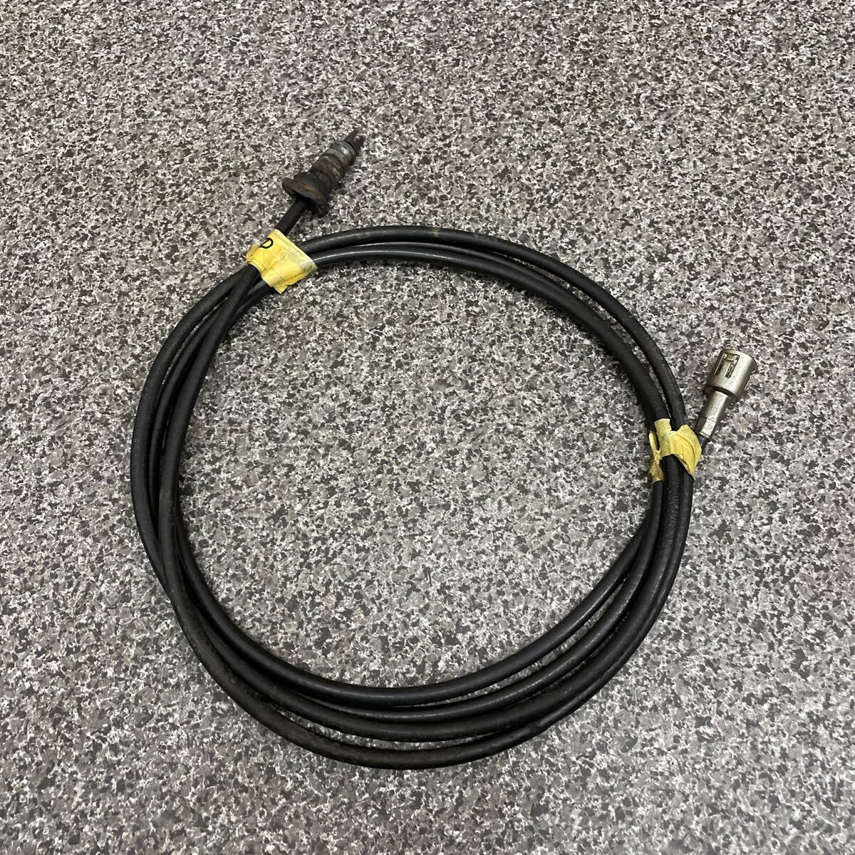 スピードメーター　ワイヤーケーブル　ジムニー　SJ30