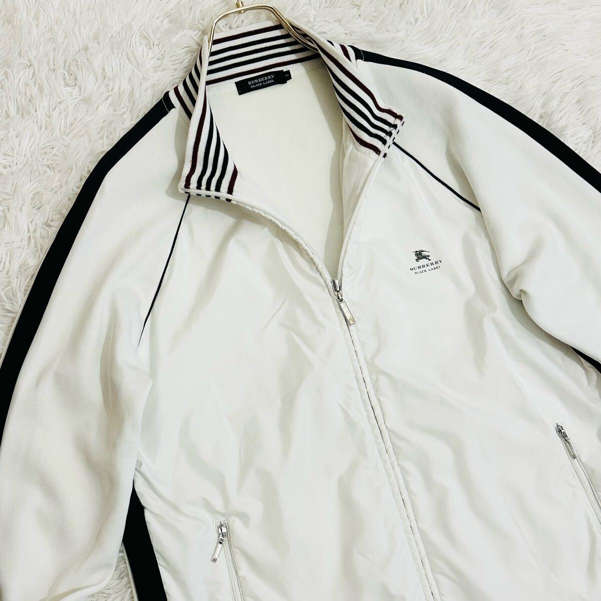 美品 希少L(3) バーバリーブラックレーベル トラックジャケット 美品 希少L(3) バーバリーブラックレーベル トラックジャケット