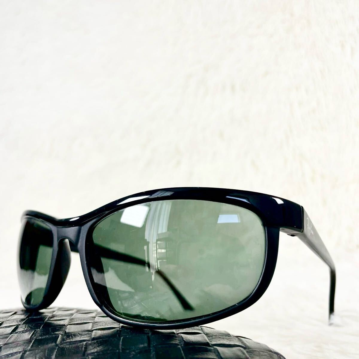 美品 Ray-Ban レイバン プレデター2 サングラス ブラックレンズ 美品 Ray-Ban レイバン プレデター2 サングラス ブラックレンズ