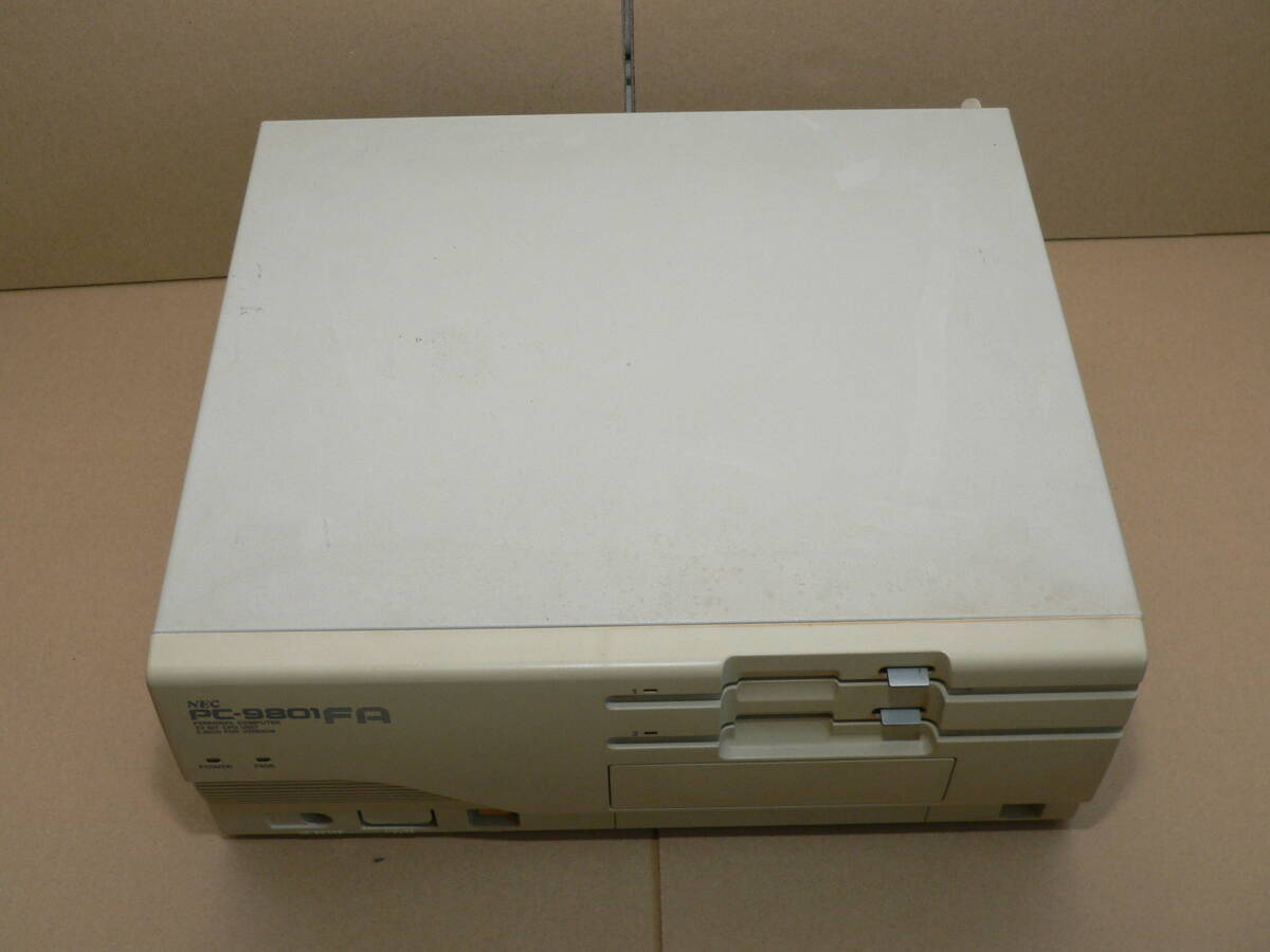 NEC PC-9801 FA デスクトップパソコン 本体 How Many Files 画面 NEC PC-9801 FA デスクトップパソコン 本体 How Many Files 画面