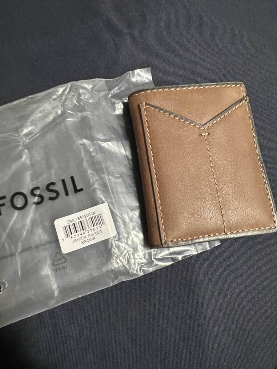 Fossil フォッシル 三つ折り財布 財布 ジェイデン レザー トライ Fossil フォッシル 三つ折り財布 財布 ジェイデン レザー トライ