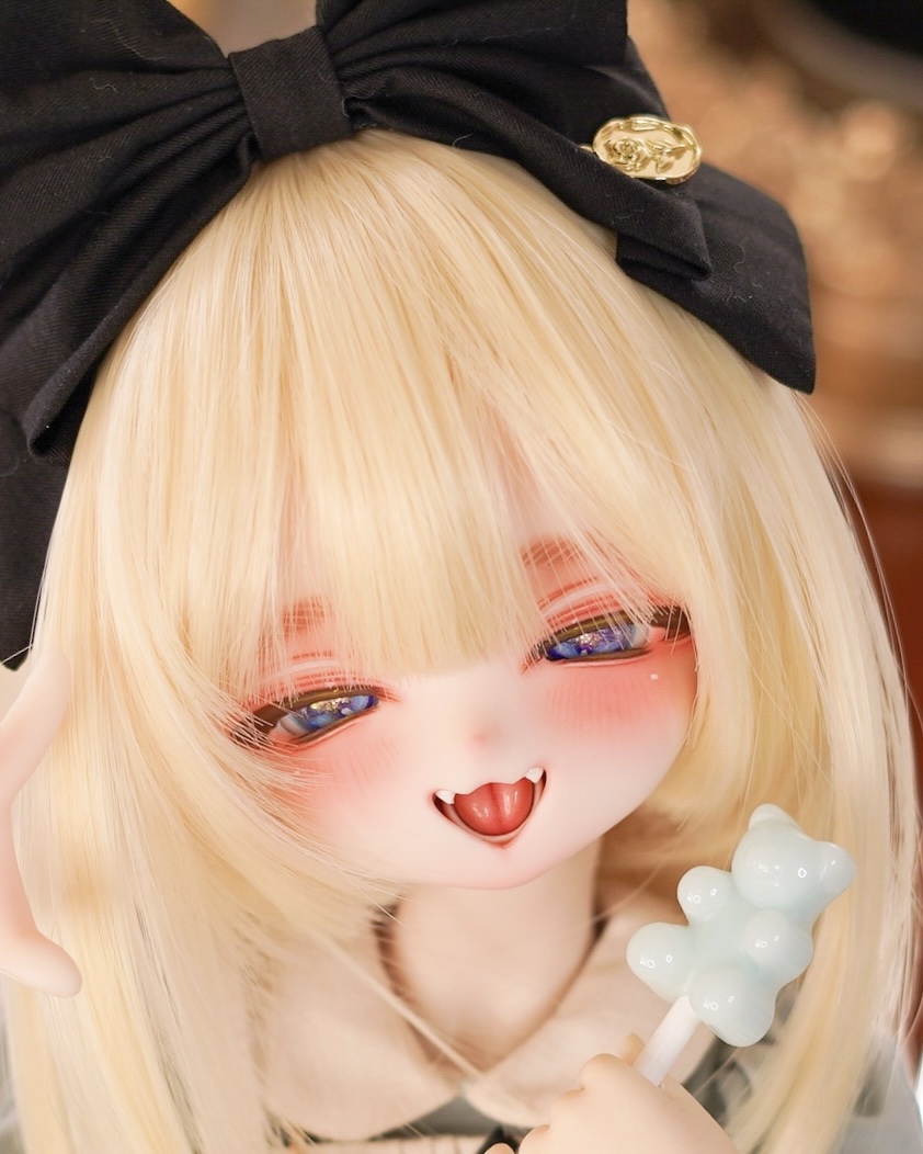 ☆ラビオレ☆DDH-01セミホワイト カスタムヘッド+手描きアイ+ ☆ラビオレ☆DDH-01セミホワイト カスタムヘッド+手描きアイ+