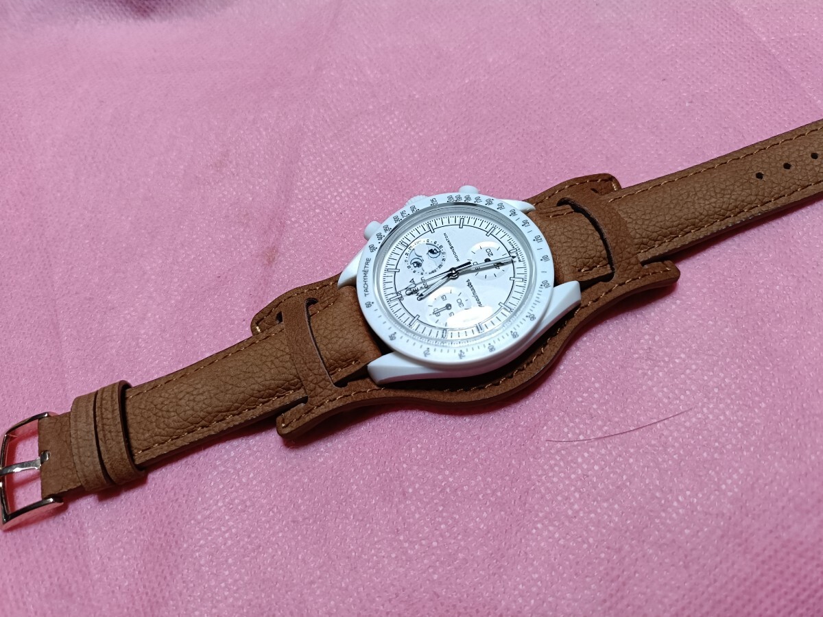 OMEGA×Swatch オメガスウォッチ ムーンスウォッチに!本革 OMEGA×Swatch オメガスウォッチ ムーンスウォッチに!本革