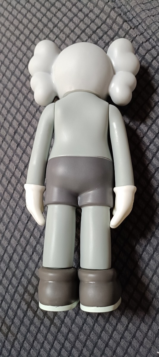 カウズ KAWS フィギュア | BuyJapon.com: Online Yahoo Japan カウズ KAWS フィギュア | BuyJapon.com: Online Yahoo Japan