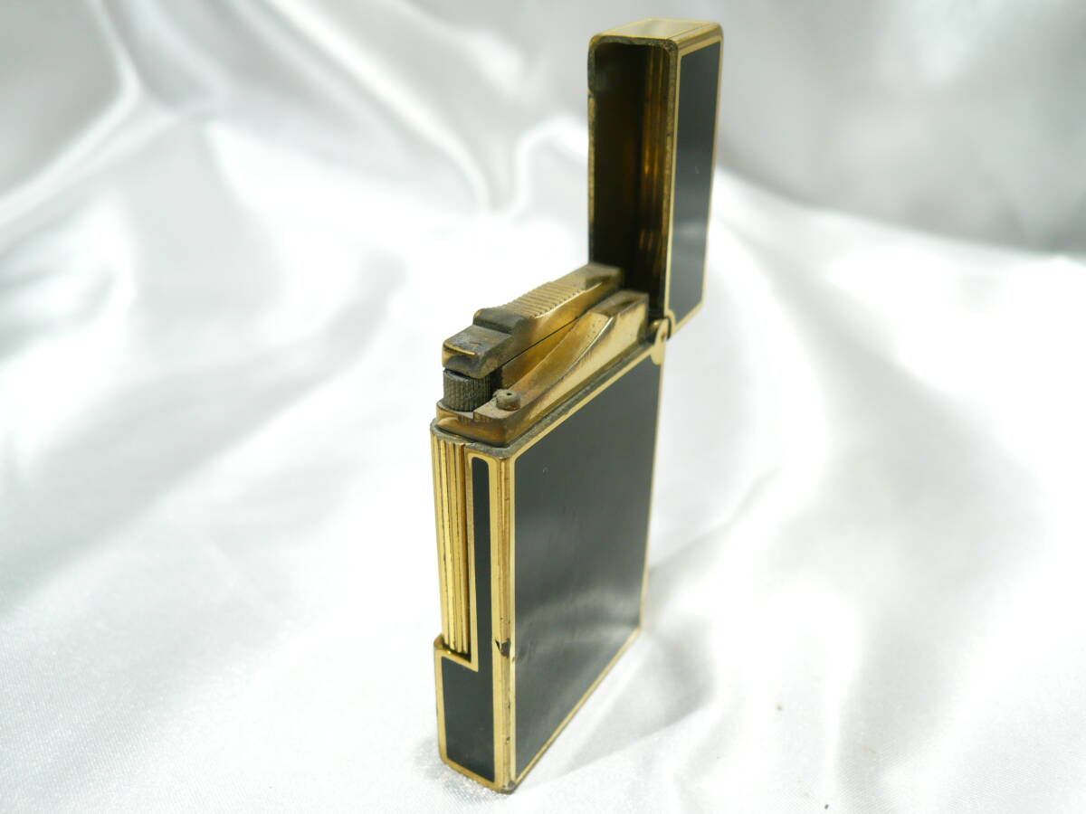 ☆S.T.Dupont デュポン ライン2 ブラック × ゴールド ガス入りません☆