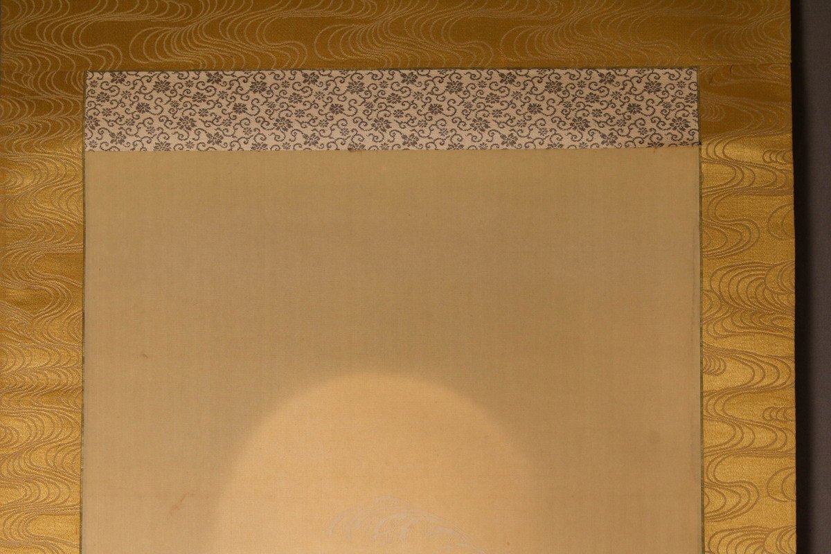 佳香】谷川紫鳳 『月と狸』 肉筆 日本画 絹本 掛軸 共箱 本物 佳香】谷川紫鳳 『月と狸』 肉筆 日本画 絹本 掛軸 共箱 本物