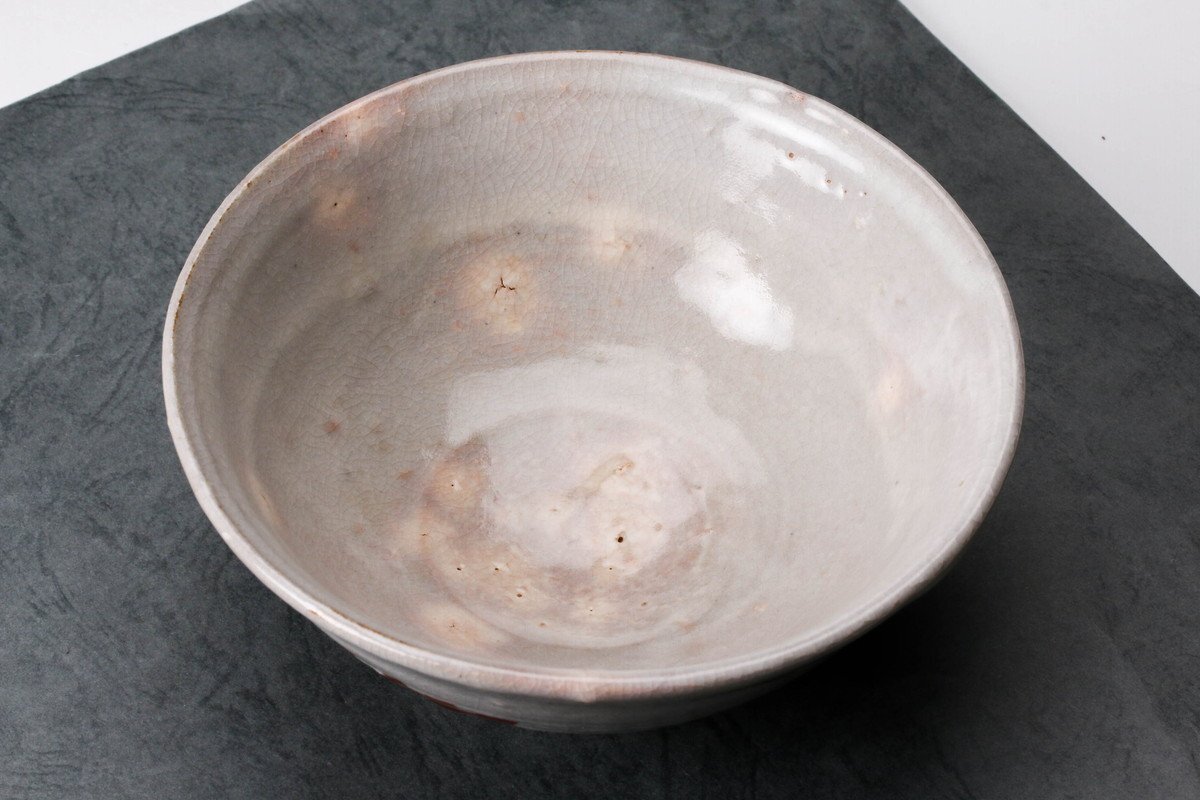 佳香】楠部彌弌 赤絵梅茶碗 共箱 二重箱 共布 茶道具 本物保証 佳香】楠部彌弌 赤絵梅茶碗 共箱 二重箱 共布 茶道具 本物保証