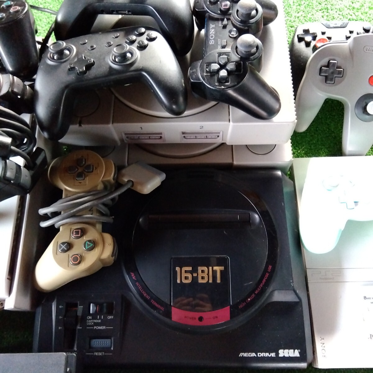 ゲーム機色々PS4 PSXメガドライブ ニンテンドー64 ゲーム機色々PS4 PSXメガドライブ ニンテンドー64
