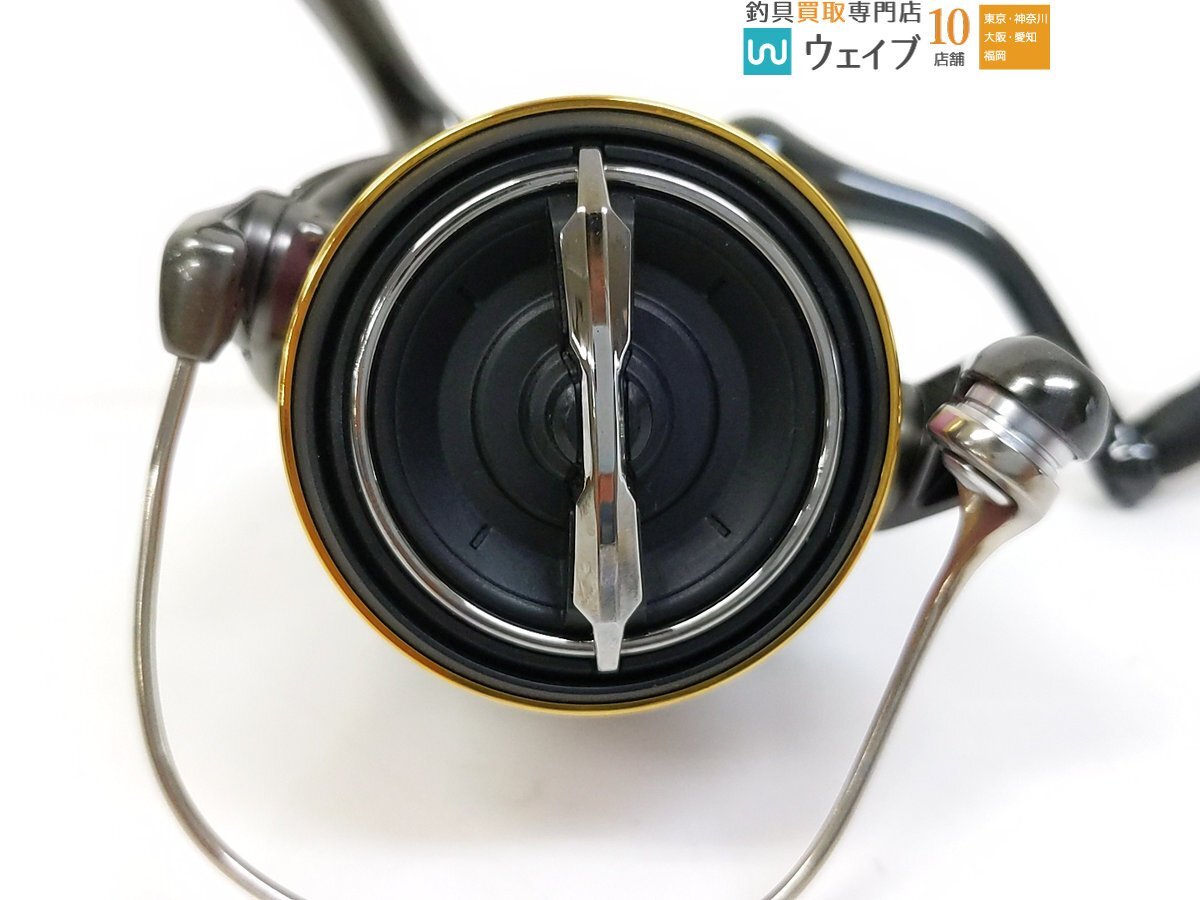 シマノ 20 ツインパワー C3000MHG 超美品(シマノ)|売買された シマノ 20 ツインパワー C3000MHG 超美品(シマノ)|売買された