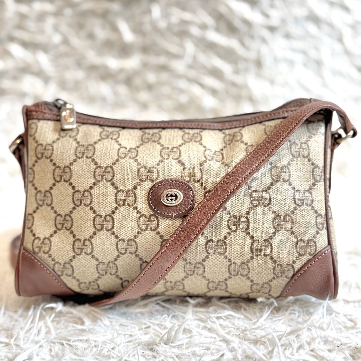希少 GUCCI グッチ ショルダーバッグ GGスプリーム オールド 希少 GUCCI グッチ ショルダーバッグ GGスプリーム オールド