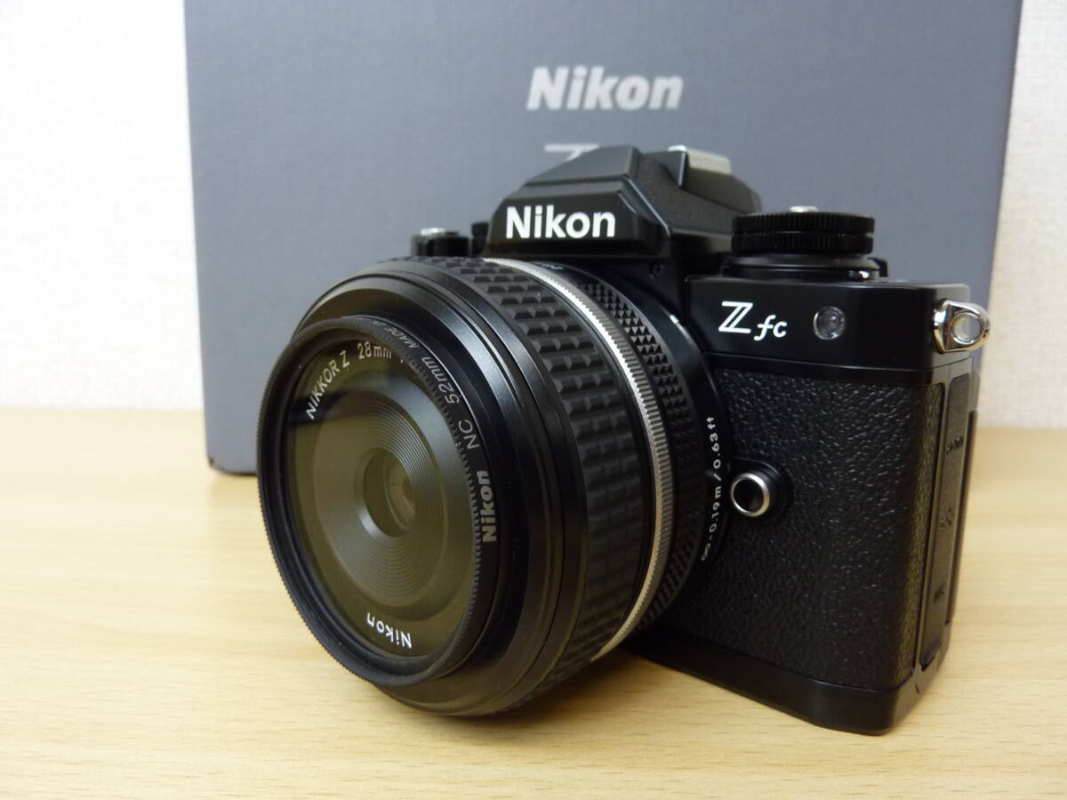 シャッター回数384回】 Nikon ニコン Z fc ボディ + NIKKOR Z 28 シャッター回数384回】 Nikon ニコン Z fc ボディ + NIKKOR Z 28