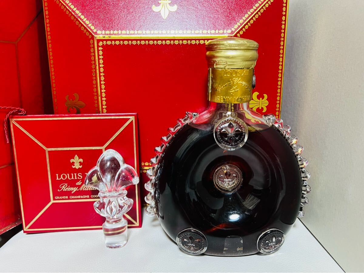 REMY MARTIN レミーマルタンルイ13世 旧タイプ 金キャップ REMY MARTIN レミーマルタンルイ13世 旧タイプ 金キャップ
