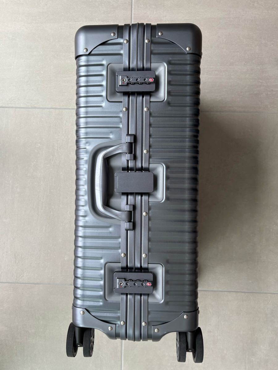 LANZZO ランツォ スーツケース アルミ 【関連】 RIMOWA リモワ LANZZO ランツォ スーツケース アルミ 【関連】 RIMOWA リモワ
