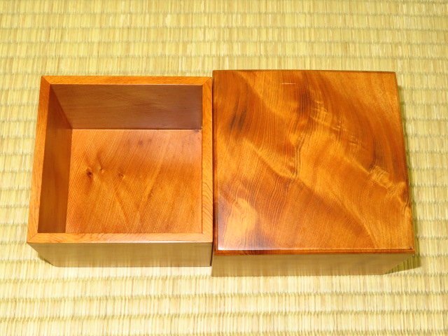 △屋久杉・木頭杉(瘤杢)△駒箱2個のセット 未使用品(将棋 △屋久杉・木頭杉(瘤杢)△駒箱2個のセット 未使用品(将棋
