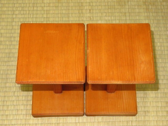 ▲中古/本桂一本脚駒台３組と本榧一本脚駒台１組/計４組のセット▲（将棋）