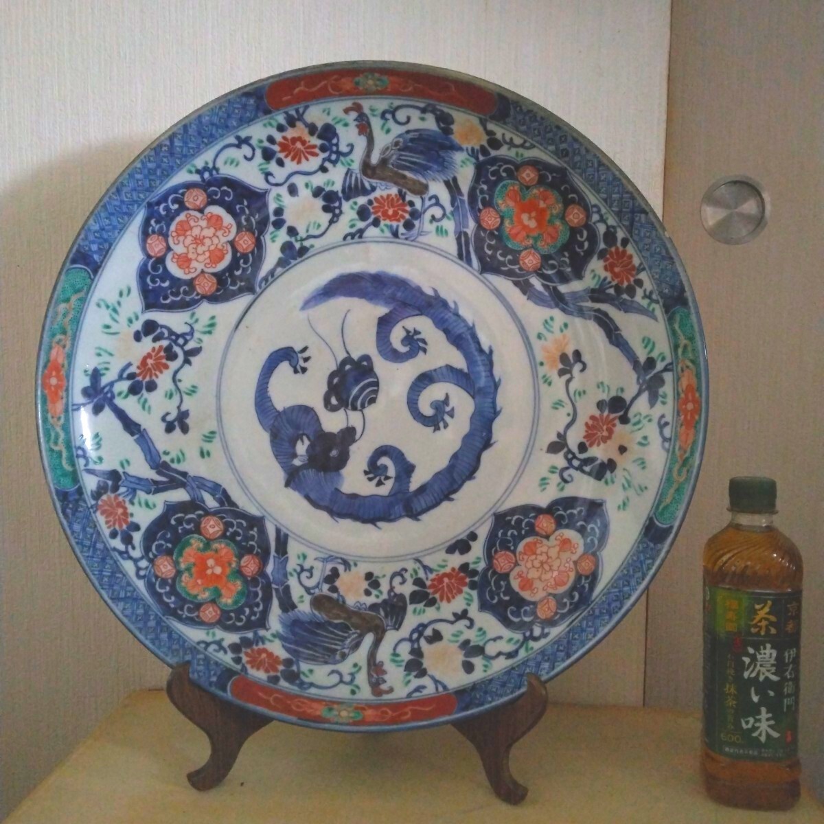有田焼?色絵 飾り皿 大皿 古伊万里 染付 46センチ スタンド付 有田焼?色絵 飾り皿 大皿 古伊万里 染付 46センチ スタンド付