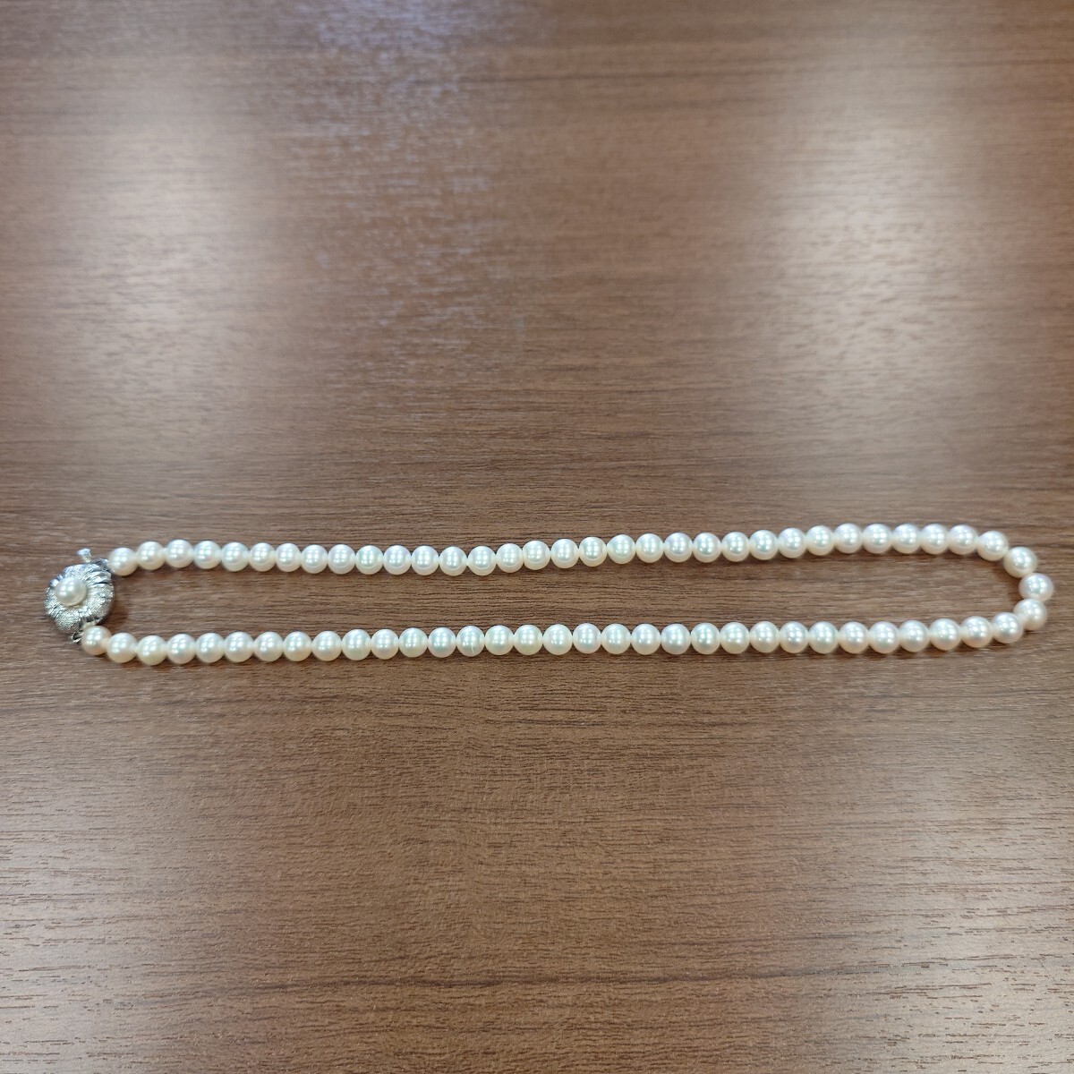 見☆1円〜保管品 本真珠 パール ネックレス SILVER留め具 見☆1円〜保管品 本真珠 パール ネックレス SILVER留め具