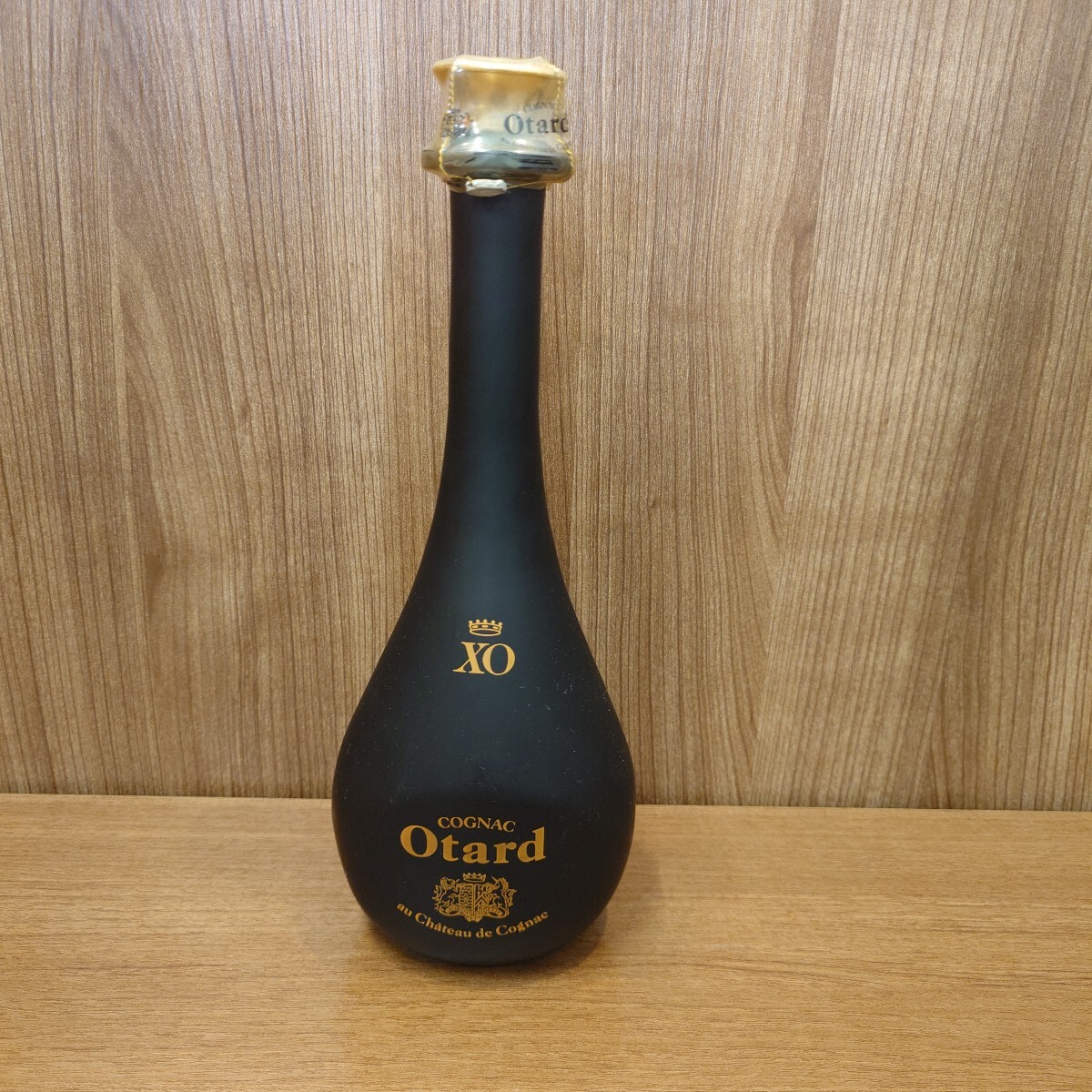 見☆1円〜未開栓 オタール XO 陶器ボトル 700ml/1,371g 40 見☆1円〜未開栓 オタール XO 陶器ボトル 700ml/1,371g 40