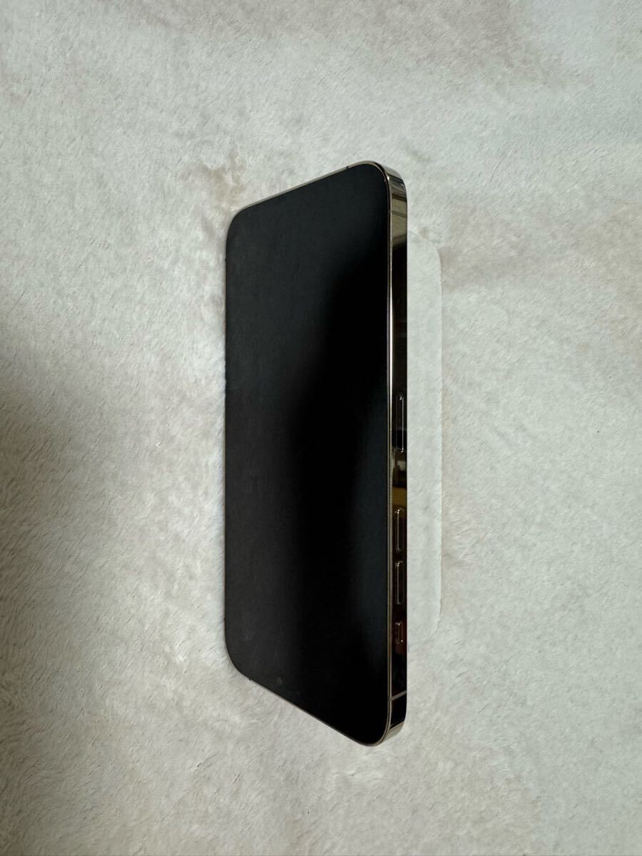 iPhone スマホ 美品 iPhone12 Pro Max 256GB 金色 SIMフリー iPhone スマホ 美品 iPhone12 Pro Max 256GB 金色 SIMフリー