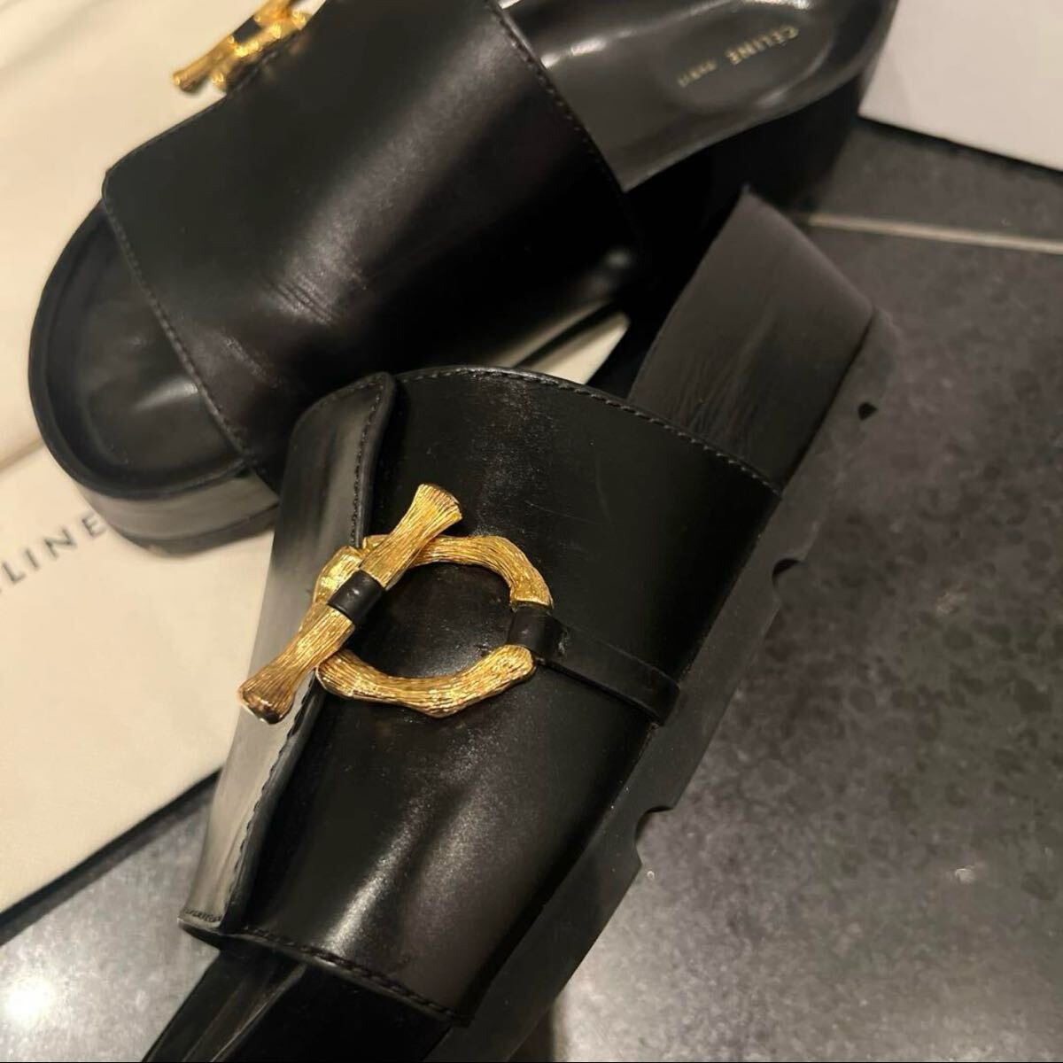今週掲載終了 CELINE フィービー期 アルファベットサンダル 36 今週掲載終了 CELINE フィービー期 アルファベットサンダル 36